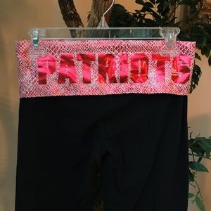 VICTORIA’s SECRET - patriots yoga leggings - sz sm